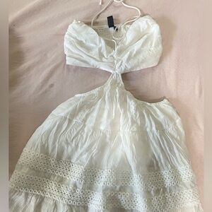 White summer Windsor dress used one for birthday party need em gone!